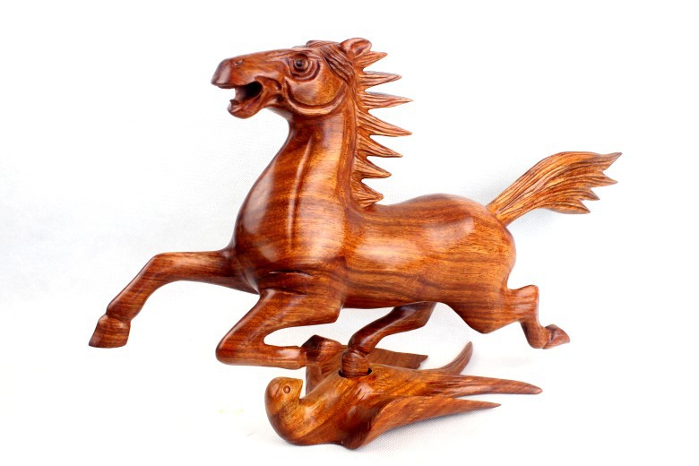 【特價促銷 木雕馬 十二生肖馬 風水擺件 木質(zhì)工藝品 木雕馬踏飛燕W】價格,廠家,圖片,木質(zhì)、竹質(zhì)工藝品,如皋市下原鎮(zhèn)振新紅木工藝品廠-